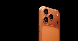 iPhone 17 — Orange